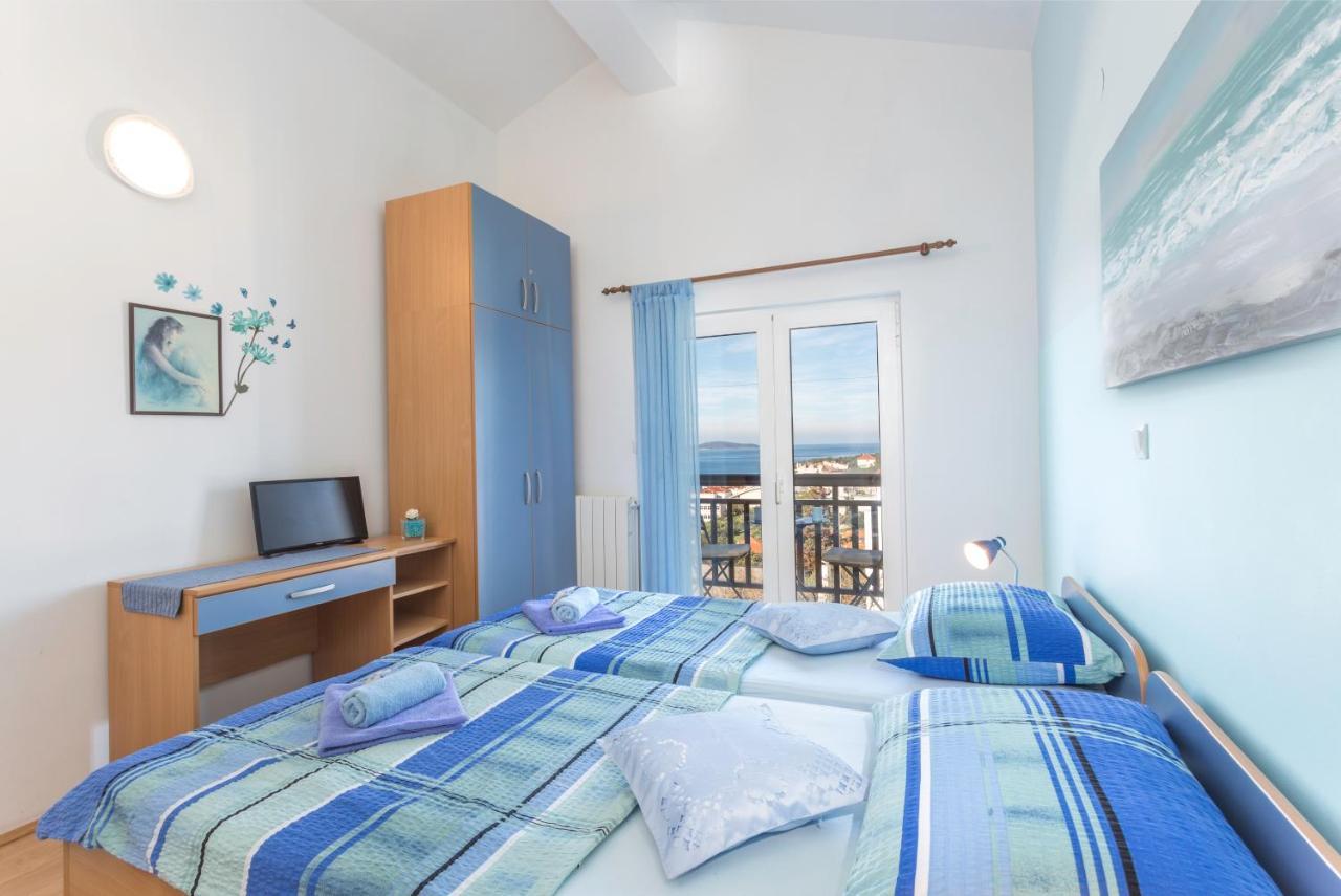 חוואר Apartments And Rooms Ivanovic מראה חיצוני תמונה